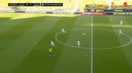 小科普：杨瀚森两次换下开拓者被打出10-0和13-0，最后输23分