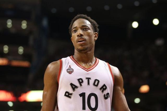 近15次西甲交手13胜2平，为巴萨对阿拉维斯最长不败纪录（巴萨对阿拉维斯西甲近15战13胜2平，创队史最长不败纪录）